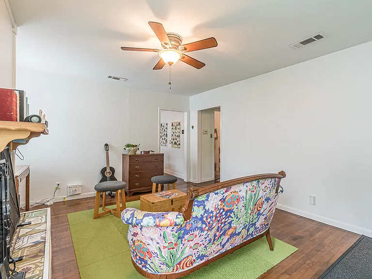 Living room, opposite view.