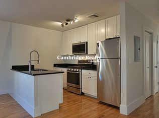 4 Osgood St #3T, Somerville, MA 02143