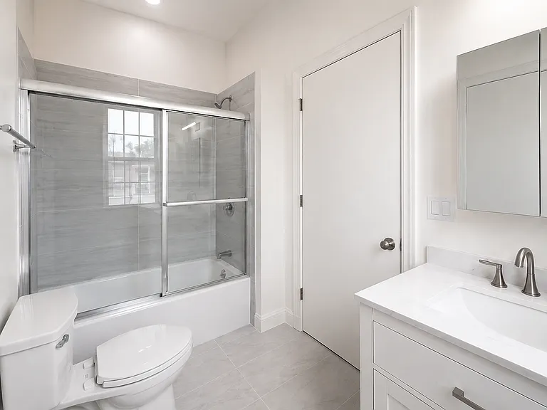 511A Buchanan St #511A — Photo 4