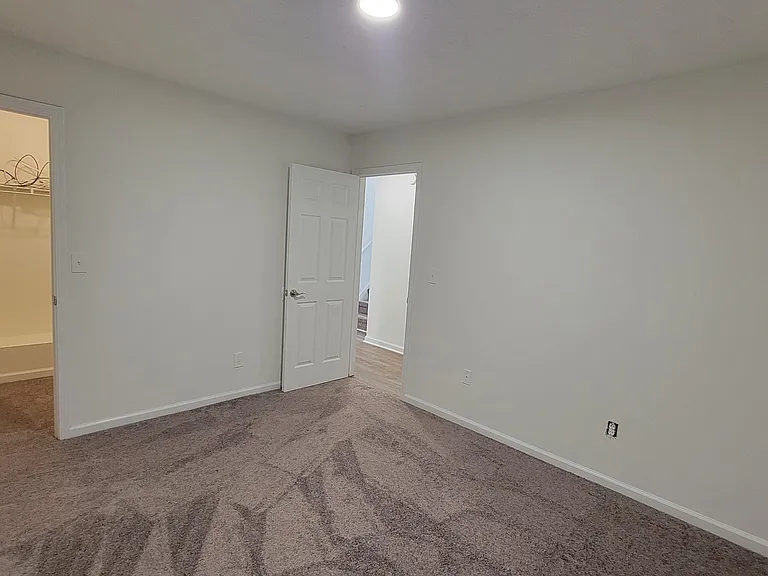 3206 Diamond Blf — Photo 7