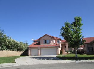 1125 Encantadora Ln, Lancaster, CA 93535