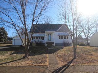515 5th St, Park Hills, MO 63601