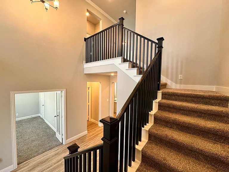 1091 Putnam Dr — Photo 27