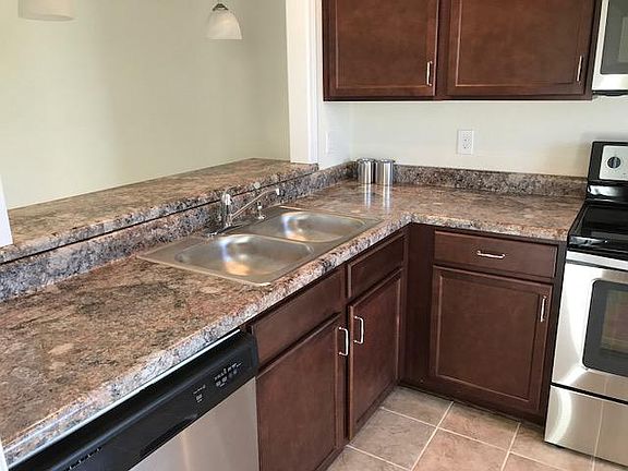 3rd image of 6862 Village Green Dr