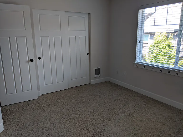 Top floor bedroom #2