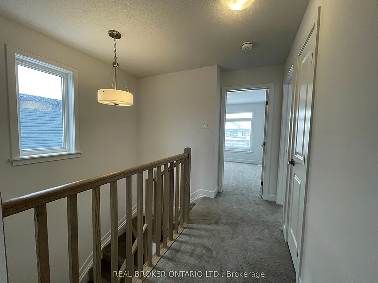 882 Solarium Ave — Photo 24