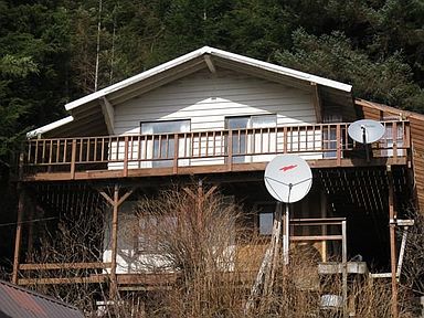 109 Salmon Way Pelican Ak 99832 Zillow