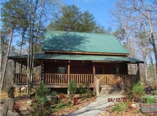 385 Walls Cir, Trenton, GA 30752