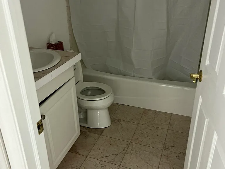 436 Ziegler St — Photo 11