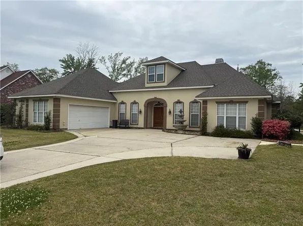 20 Falcon Dr, Mandeville, LA 70471