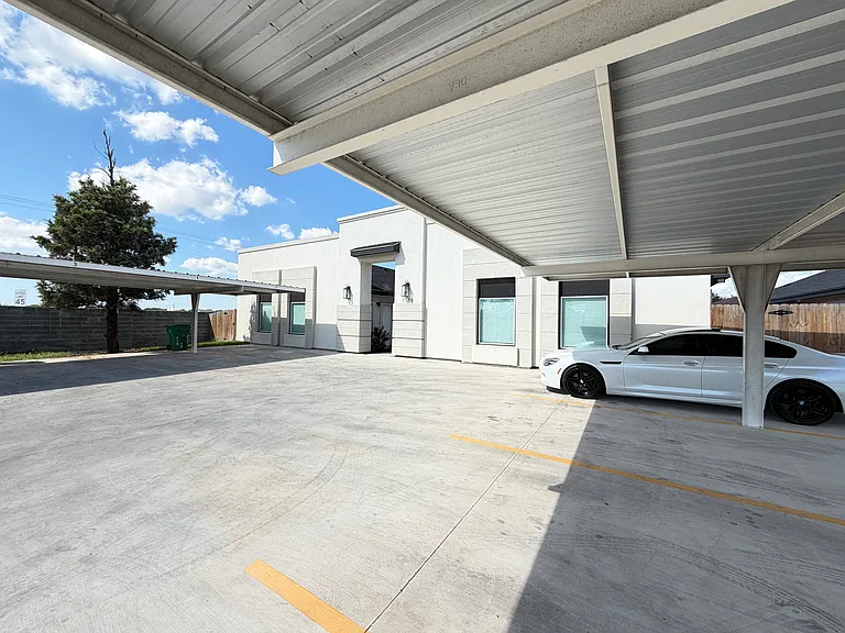 1108 Sugar Garden Ave #1 — Photo 15
