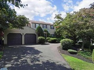 70 Pepperell Dr, Feasterville, PA 19053