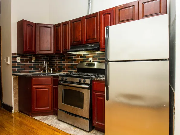 189 Stanhope Street image 4 of 13