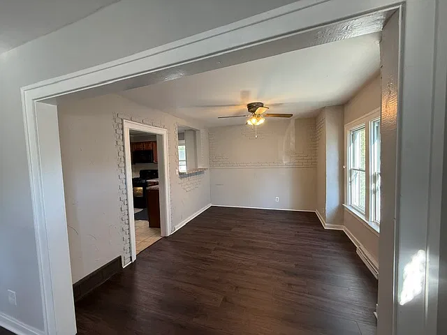 3 bed, 1000 sqft, $1,700 — Photo 4