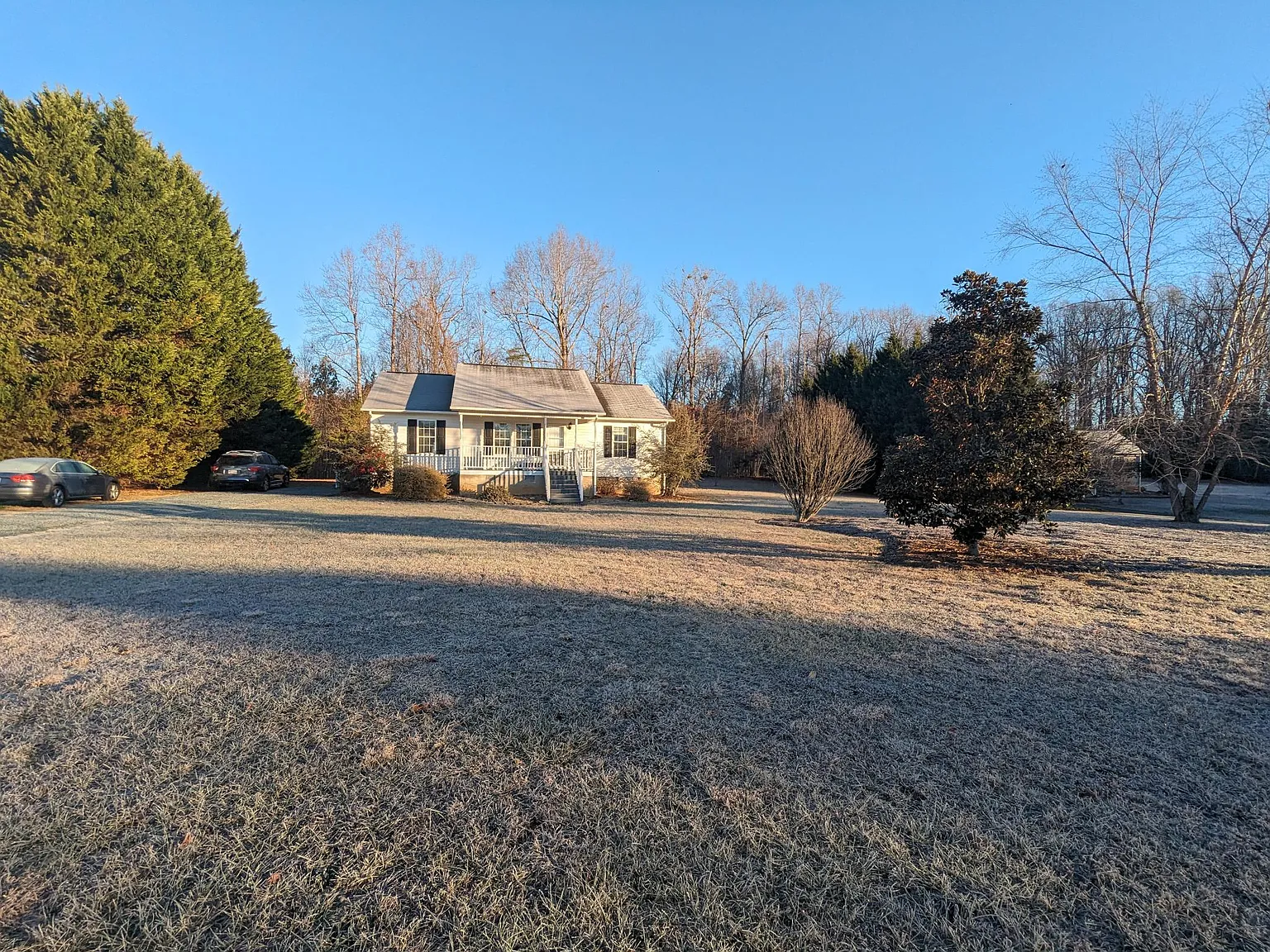 3 bed, 1316 sqft, $1,750 — Photo 3