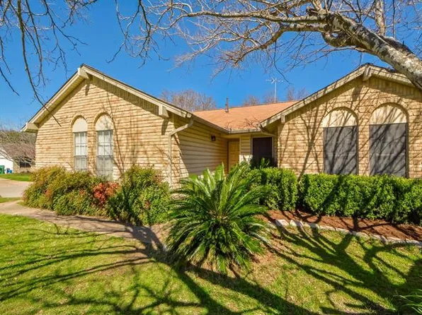 1006 Edgerly Ln, Pflugerville, TX 78660