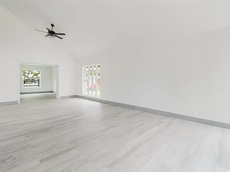 3014 S West Shore Blvd — Photo 8