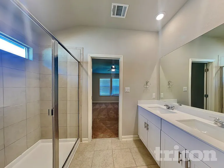 13643 Emerson Way — Photo 9