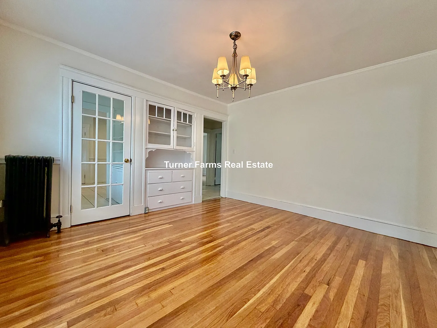 3 bed, 9999 sqft, $3,600 — Photo 4