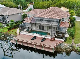 1947 Gordon River Ln, Naples, FL 34104