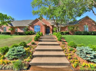 1204 Irvine Dr, Edmond, OK 73025