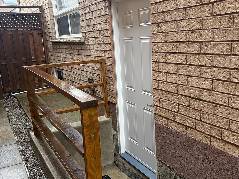140 Bachman Dr #BASEMENT — Photo 12