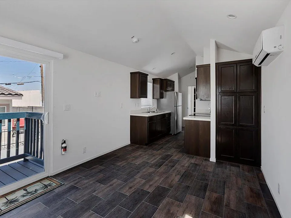 971 W Main St #45