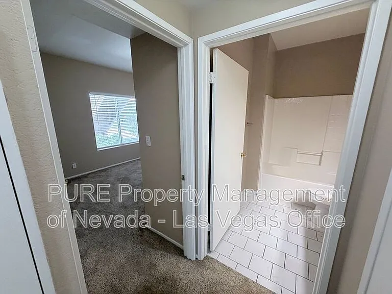 7230 Indian Creek Ln #104 — Photo 25
