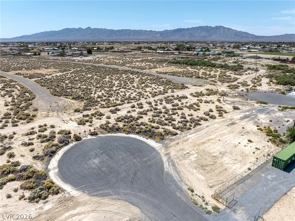 2100 Jacaranda St, Pahrump, NV 89048