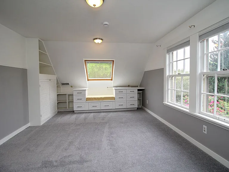 2823 NE Tillamook St — Photo 23