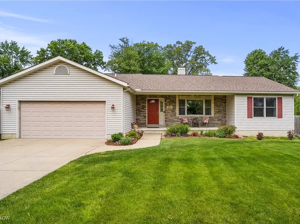 1121 East Ave, Tallmadge, OH 44278