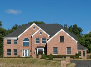 33 Fairmount Rd W, Califon, NJ 07830