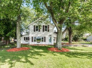 4130 Keewahdin Rd, Fort Gratiot, MI 48059