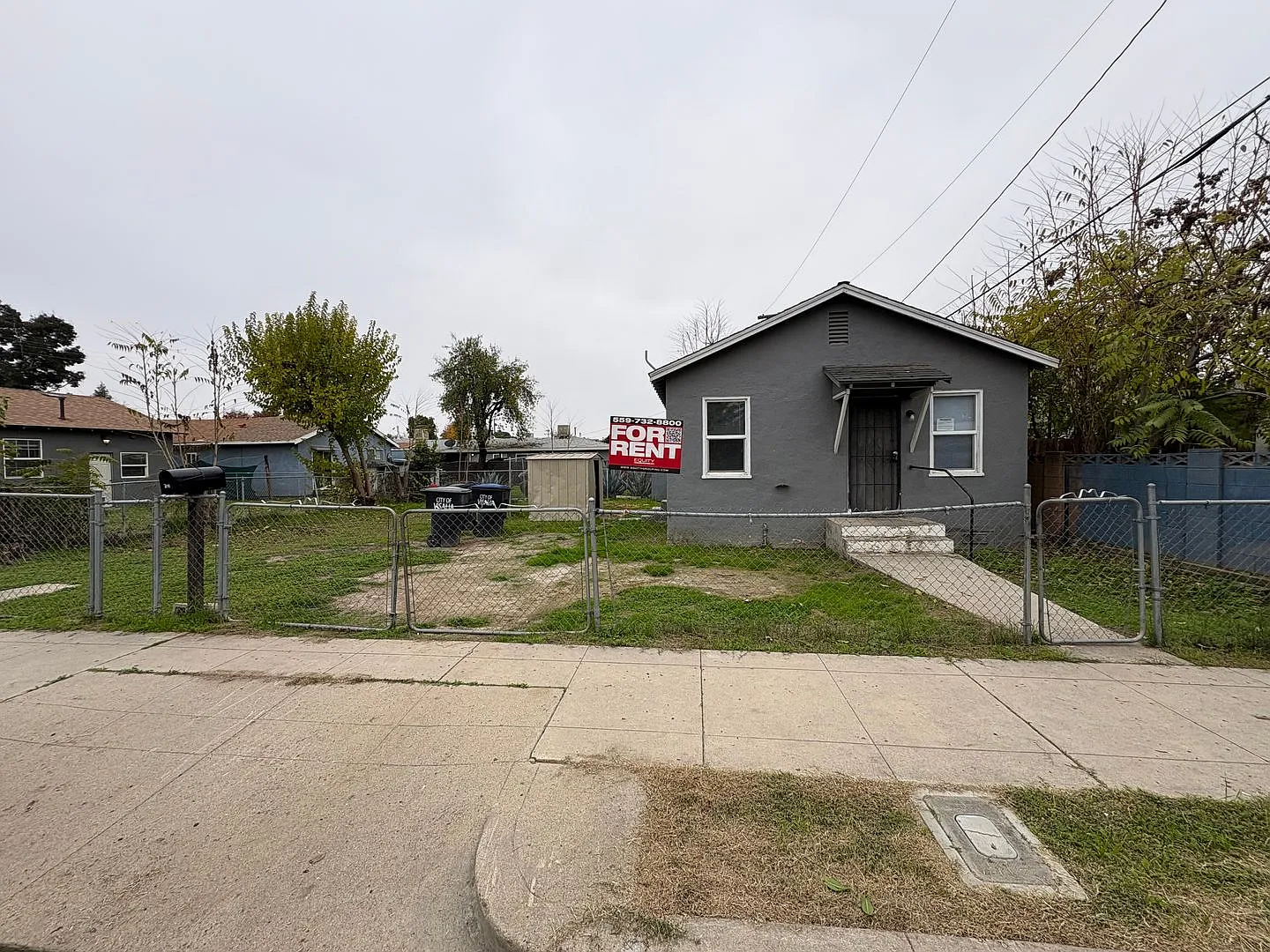311 E Grove Ave photo 1