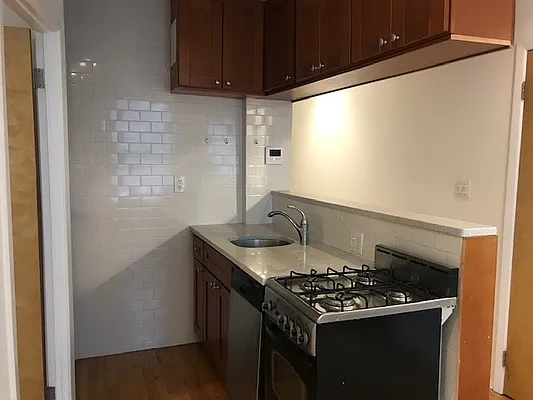 Rented by Bold New York | media 9