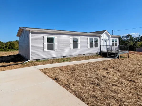 4415 Anna Maria Ln, Strawberry Plains, TN 37871