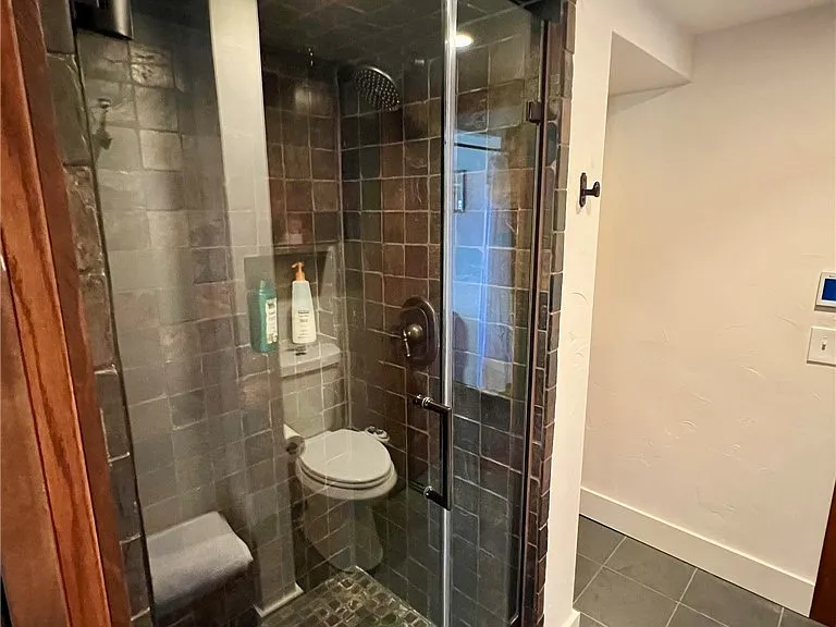 610 Ardath Dr — Photo 32