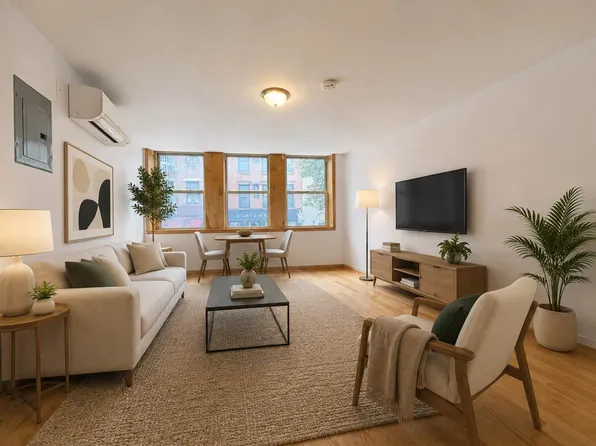 31 Spring Street image 1 of 6