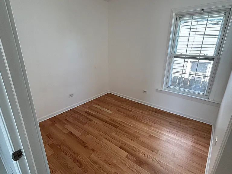 5265 S Central Ave #1 — Photo 8