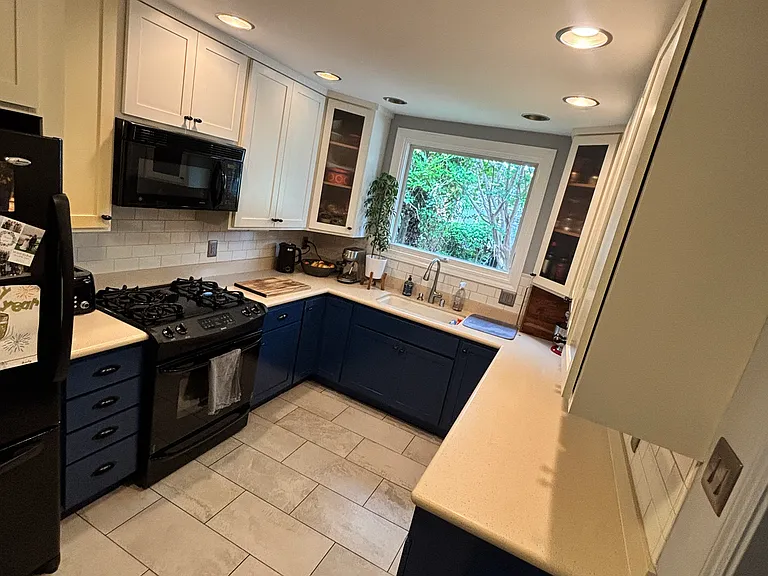 172 Wisteria Dr — Photo 7