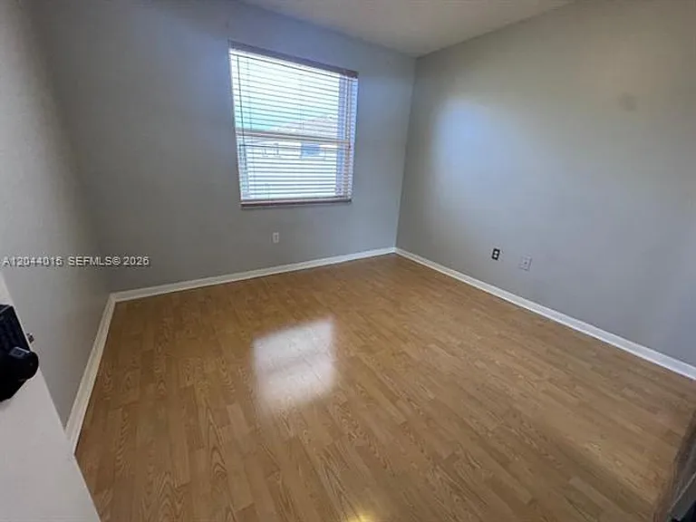 1435 NW 154th Ln — Photo 8