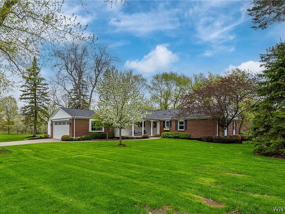 1st image of 5 Knollwood Ln