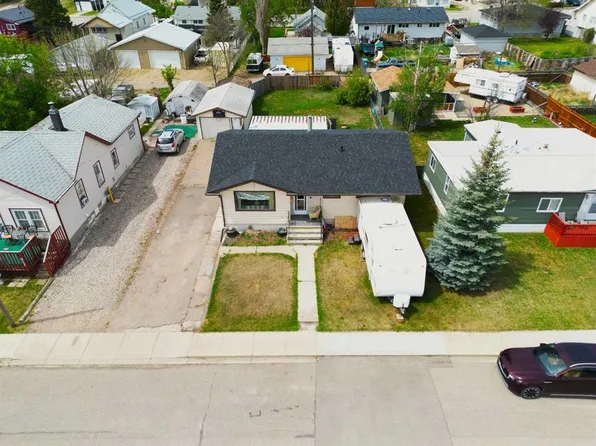 314 E Bruce Ave, Carbon, AB T0M 0L0