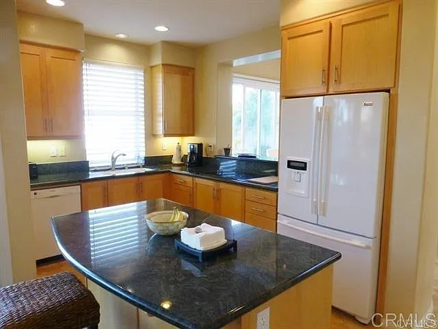 7275 Surfbird Cir — Photo 16