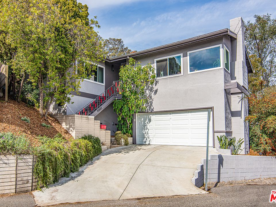1st image of 4843 Yosemite Way