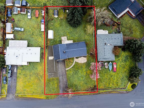 2nd image of 15017 11th Avenue Ct E