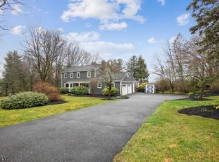 11 Melrose Dr, Chester, NJ 07930