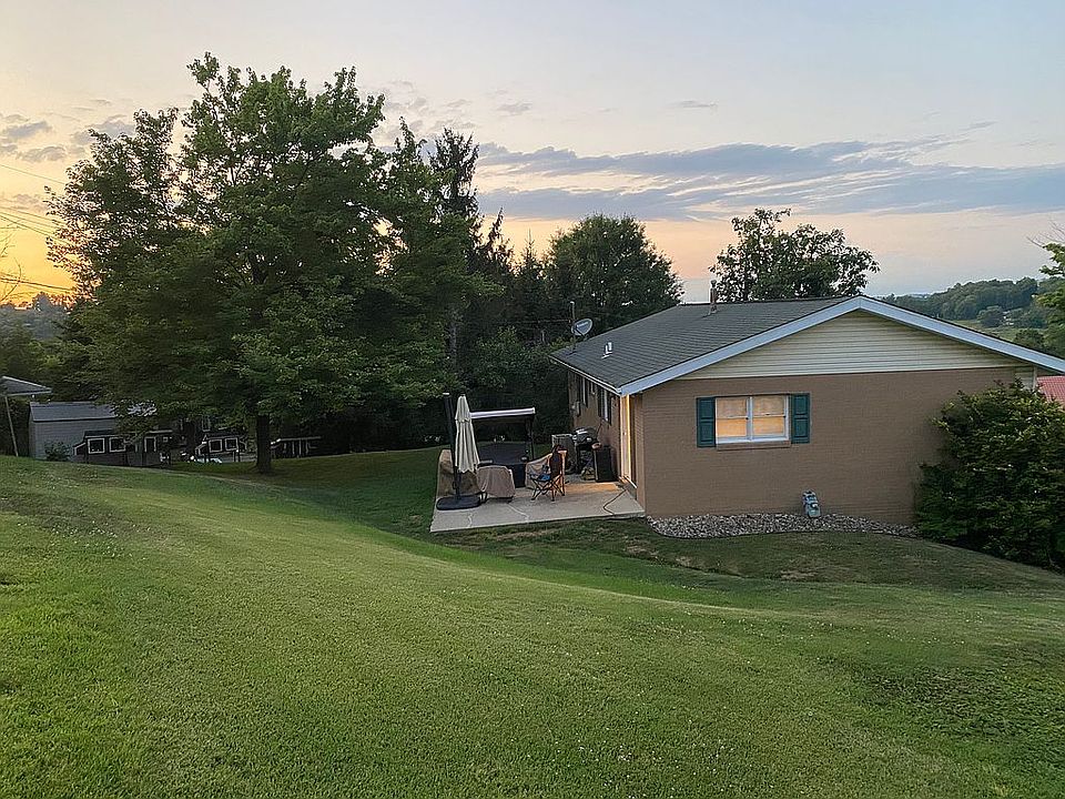1st image of 51224 Flagstone Dr