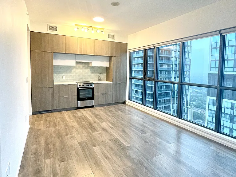 159 Dundas St E #4105 — Photo 2