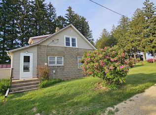 58402 S Buck Creek Rd, Ferryville, WI 54628